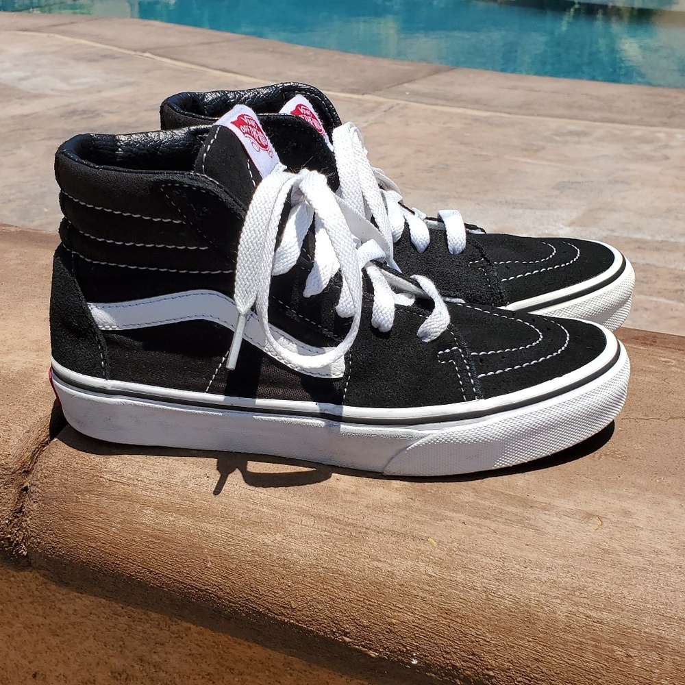 Vans - Picture 3 of 6
